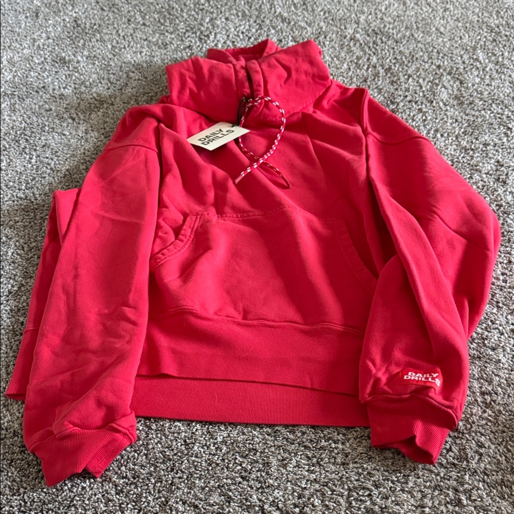 Daily Drills Red oversized Paracord Pullover Hoodie - Picture 4 of 5